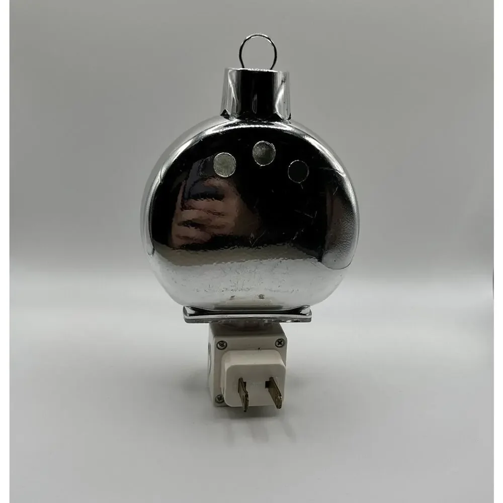 Vintage Silver Snowflake Ornament Plug-In Night Light, Indoor Switch, 1 Light